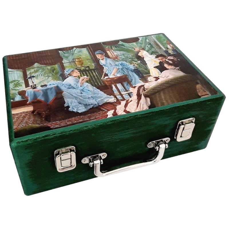جعبه هدیه مدل چمدان چوبی طرح عصرانه انگلیسی