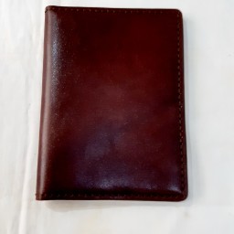 کیف چرمی دست دوز مخصوص پاسپورت و گذرنامه دارای جاکارتی