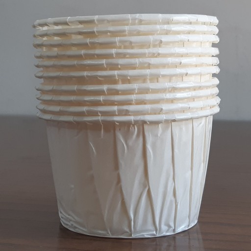 کپسول کاپ کیک سفید صدفی 10 عددی ساده قالب کاغذی کاغذ شیرینی