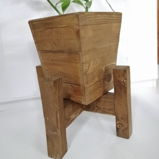 گلدان پایه دار چوبی (گلدون) چوب رنگ