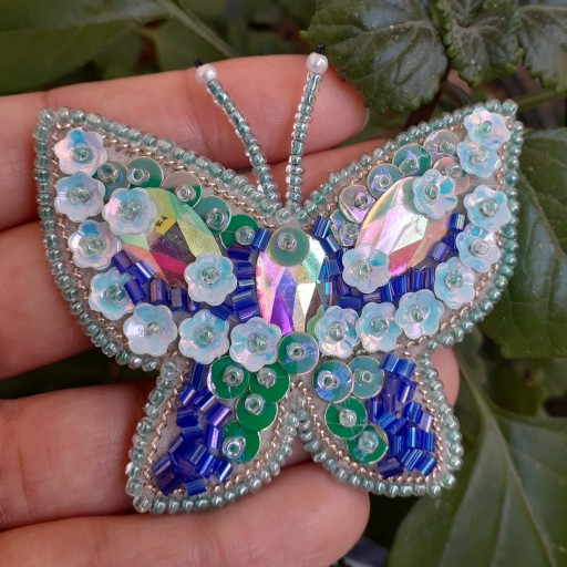 پیکسل دباس جواهردوزی شده پروانه