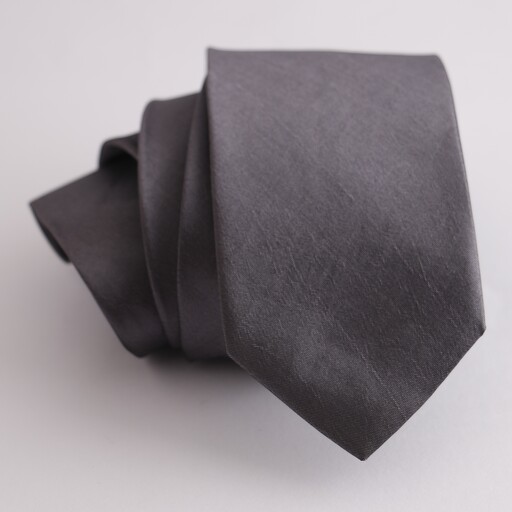 کراوات (کروات) رنگ خاکستری تیره سایز بزرگسال عرض متوسط