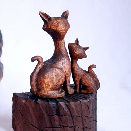 دکوری دست ساز طرح گربه های ملوس از جنس چوب بلوط	