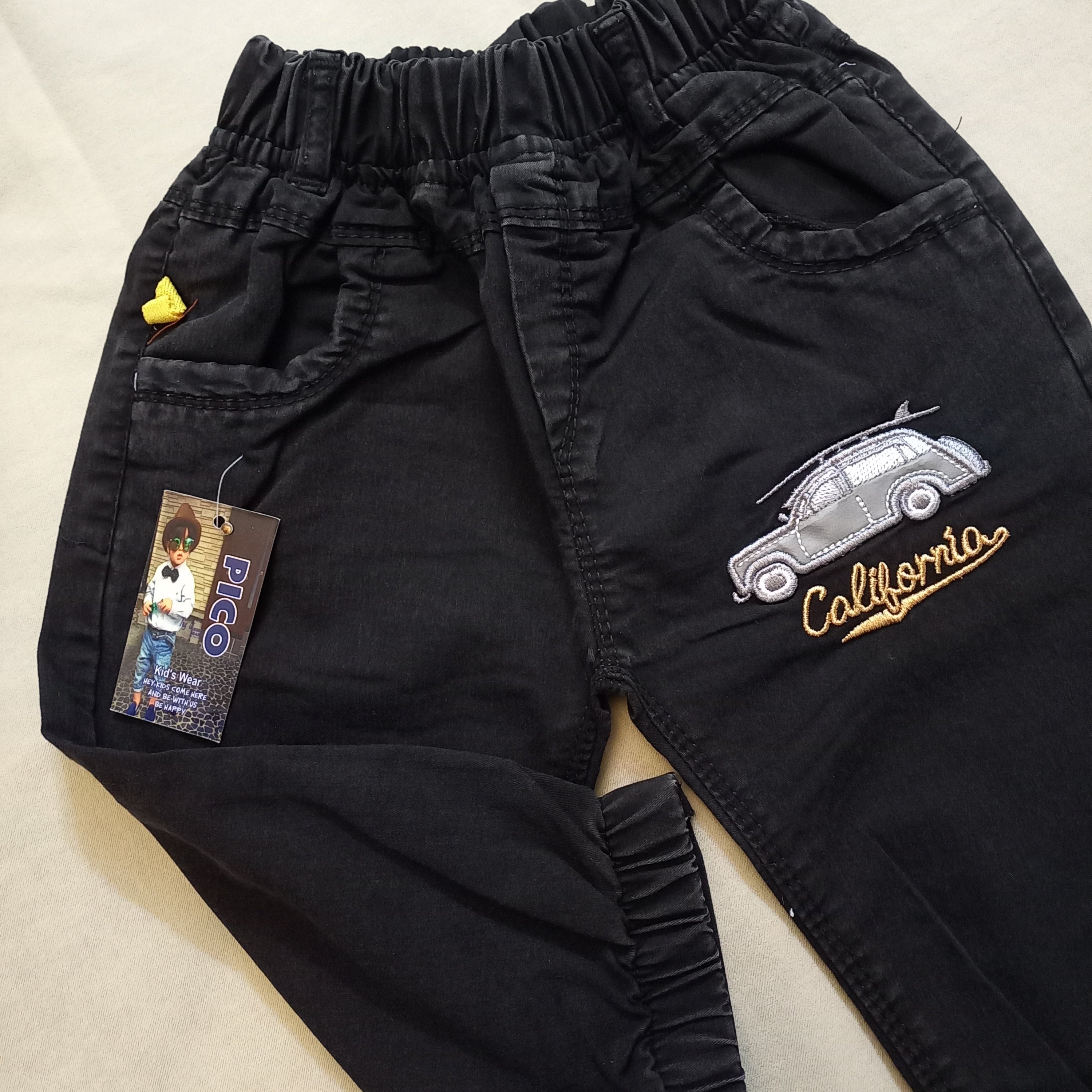 شلوارک لی کاغذی ذغالی طرح ماشین