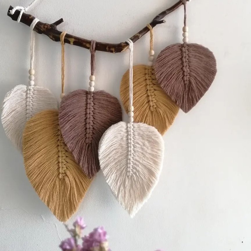 دیوارکوب پر مکرومه بافی طرح برگ