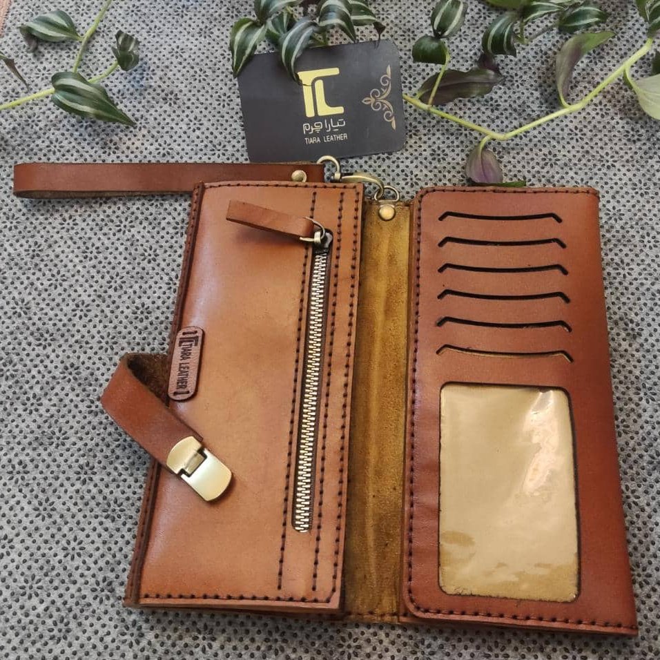 کیف پول  سه لت چرم طبیعی و دست دوز تیاراچرم مشهدکد6