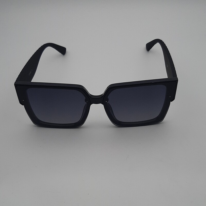 عینک آفتابی زنانه مارک چنل دسته نگیندار رنگ مشکی مربعی یووی 400 هایلایت