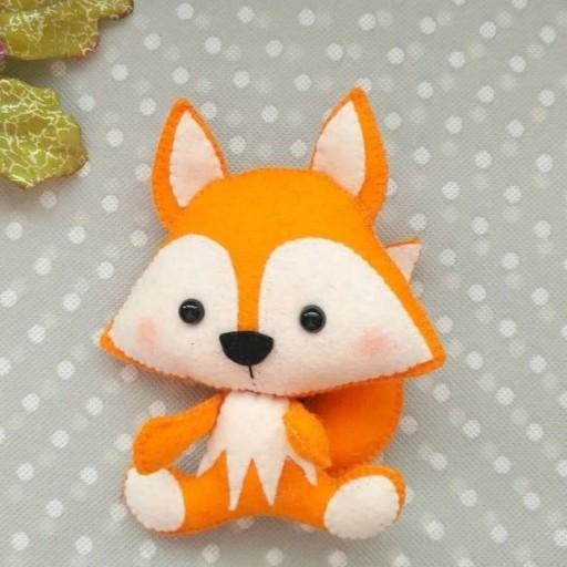 عروسک روباه نمدی
به عنوان: هدیه، تزئین، دکوری و...
