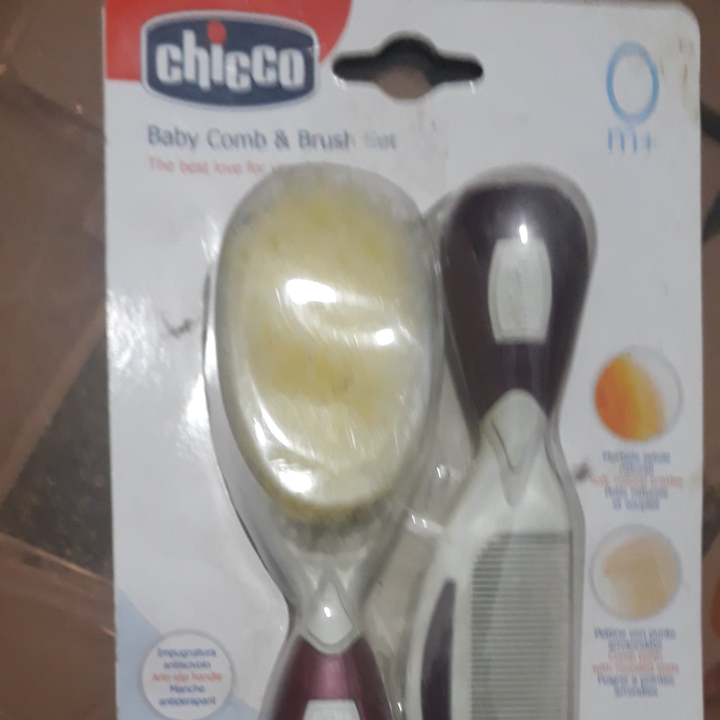 برس موی کودک چیکو