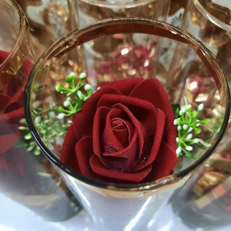 شیشه گل  با دوشاخه گل مصنوعی رز