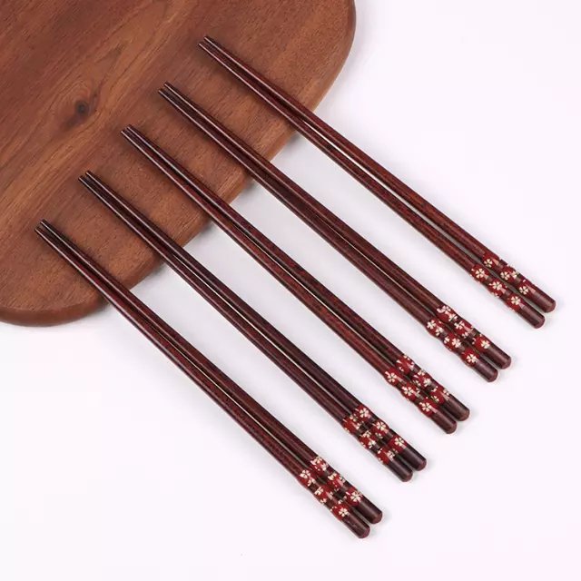 یک جفت چاپستیک چوبی ژاپنی( چوب غذاخوری ) طرح شکوفه گیلاس