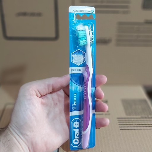 مسواک اورال بی oral b