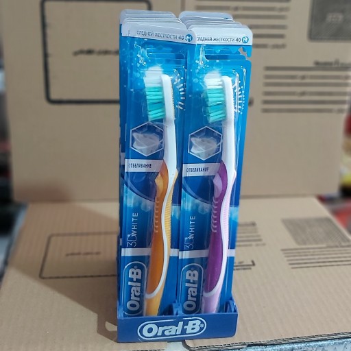 مسواک اورال بی oral b