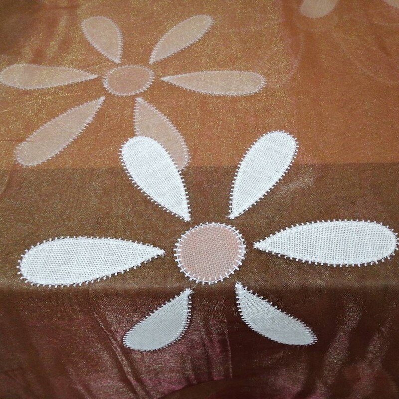 پارچه پرده ای  ارگانزا ترک تک رنگ گلدوزی عرض سه متر