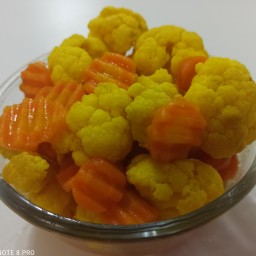 ترشی گل کلم مخلوط(700گرمی)