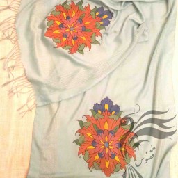 نقاشی گل شاه عباسی بر روی شال نخی (1)