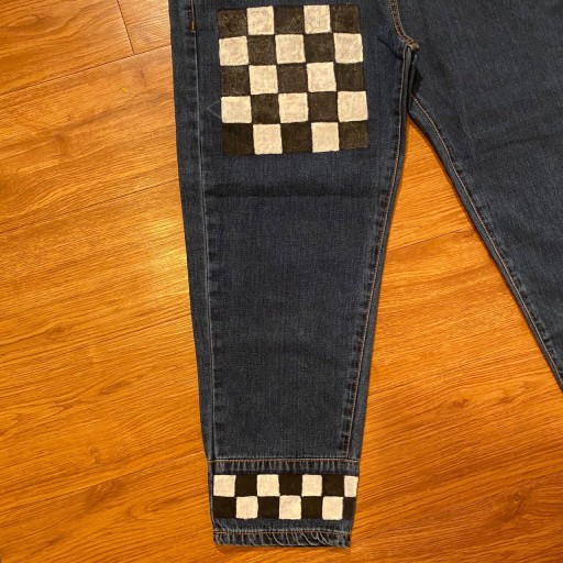 شلوار جین ، با طراحی "شطرنجی" ، فاق بلند ، لی و چسب