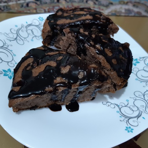 کیک خانگی کاکائویی باروکش شکلاتی وساده (500گرمی)