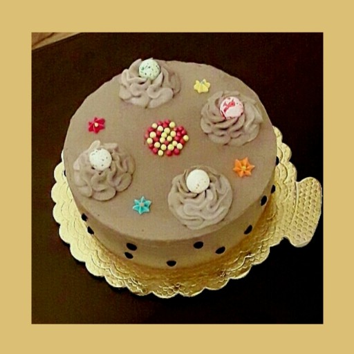 کیک خامه ای شکلاتی 6