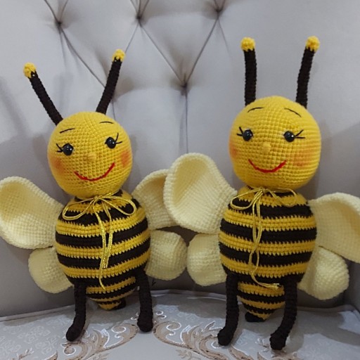 زنبور طلایی