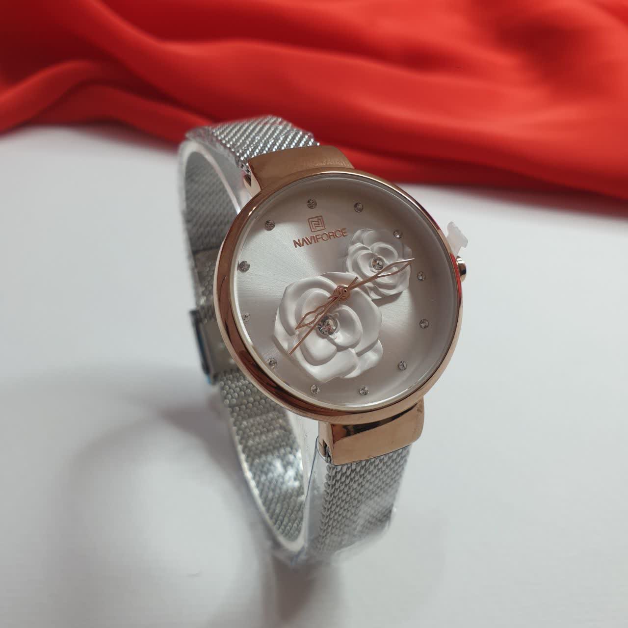 ساعت مچی زنانه ناویفورس(شیشه معدنی تقویت شده ضدخش ) Naviforce