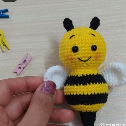 عروسک زنبور کوچولو🐝
دستباف ناری🧶