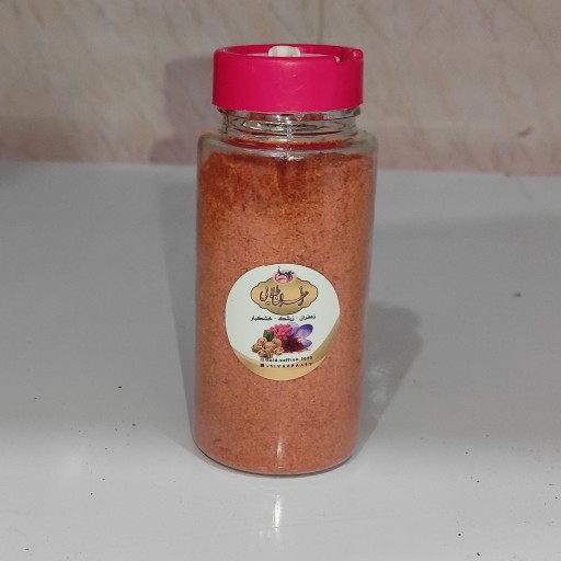 فلفل قرمز ایرانی 100gr
خالص با عطر و طعمی فوق العاده، تهیه شده از فلفل قرمز بهداشتی
