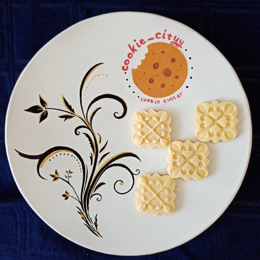 مهروکاتر دوقلو مخصوص شیرینی عید نوروز
شامل یک عدد کاتر و دو عدد مهر اسلیمی
طرح برجسته و فرورفته