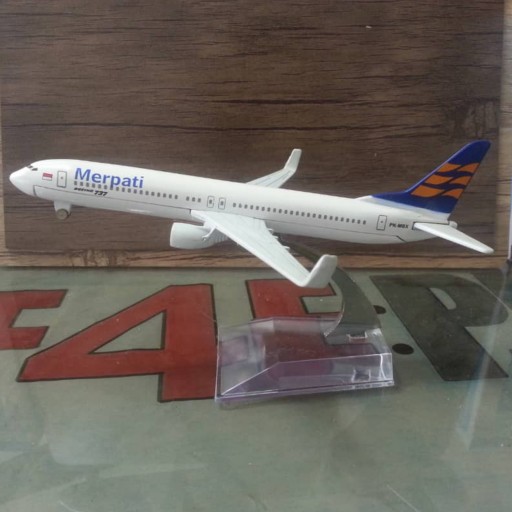 ماکت هواپیما بویینگ 700-737 Merpati اندونزی کد 3796