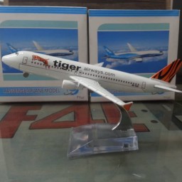 ماکت هواپیما ایرباس 320 tiger استرالیا کد 3761