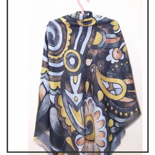 روسری نخی تبرند فلورکس محصول ایزانی ابسیار لیطف سبک و راحت رنگ ثابت ست پرز نمیشود
