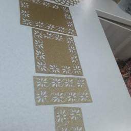 عسل خوری و رومیزی زیر بشقابی