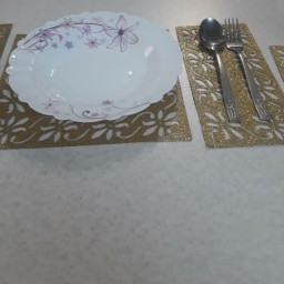 عسل خوری و رومیزی زیر بشقابی