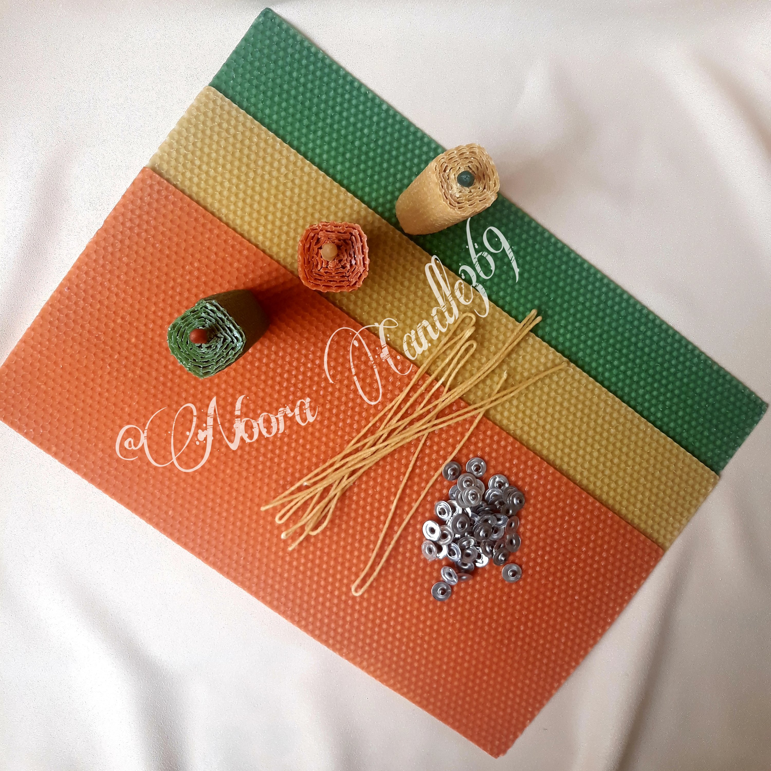 پک 3 عددی شمع موم عسل مکعبی