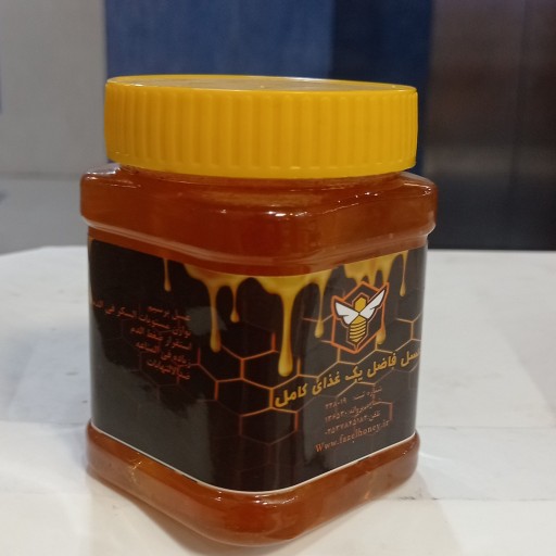 عسل طبیعی یونجه نیم کیلویی