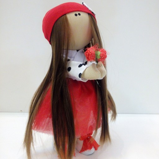 عروسک روسی دست ساز دختر کد 1041،ارتفاع تقریبی 32 سانتیمتر،قابلیت ایستادن،پارچه کرپ مازراتی،دست و پا متحرک