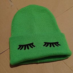 کلاه بافت طرح مژه رنگ سبز با ارسال رایگان 
