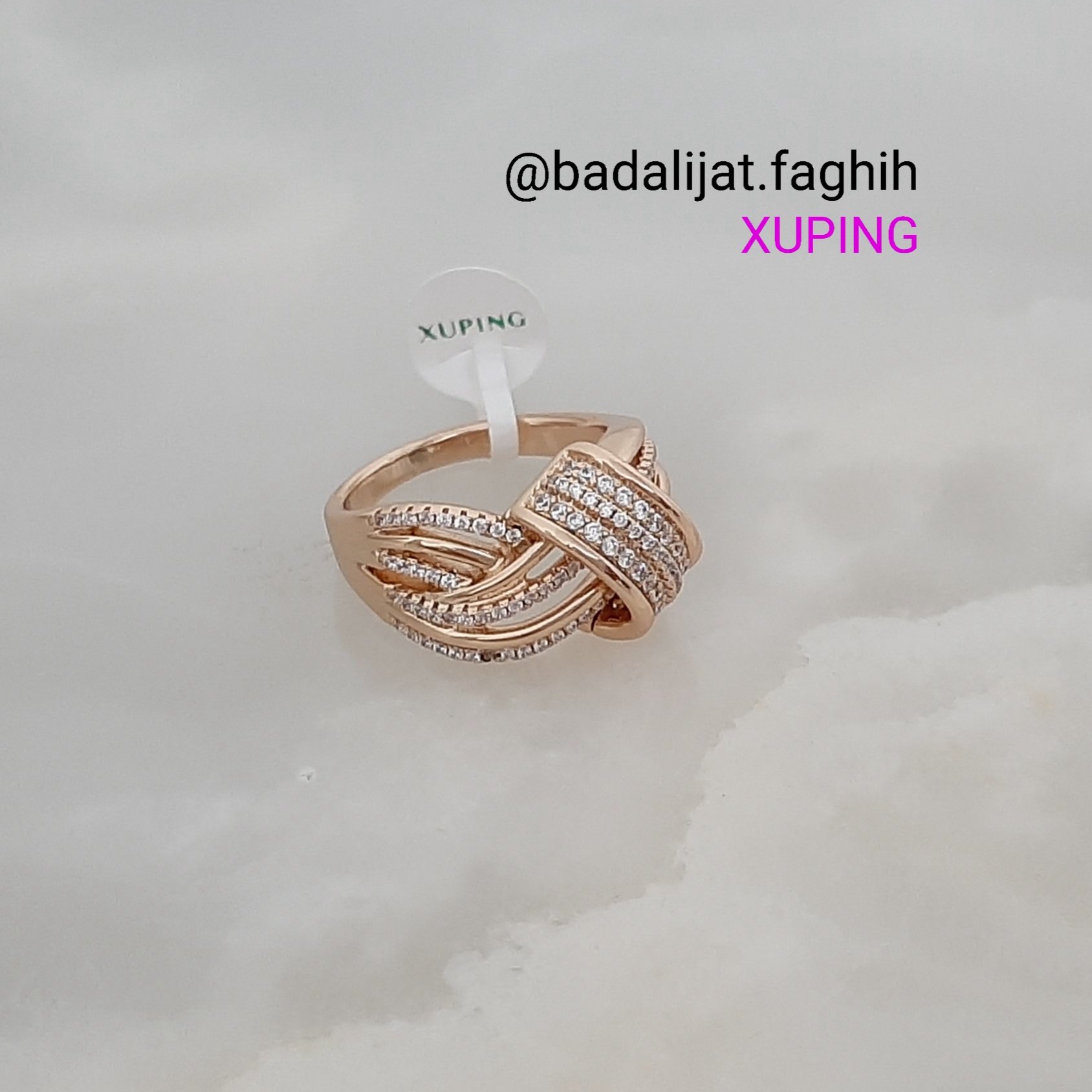 انگشتر ژوپینگ رنگ ثابت با آبکاری طلا و فوق العاده شیک ورق بزنید لطفا