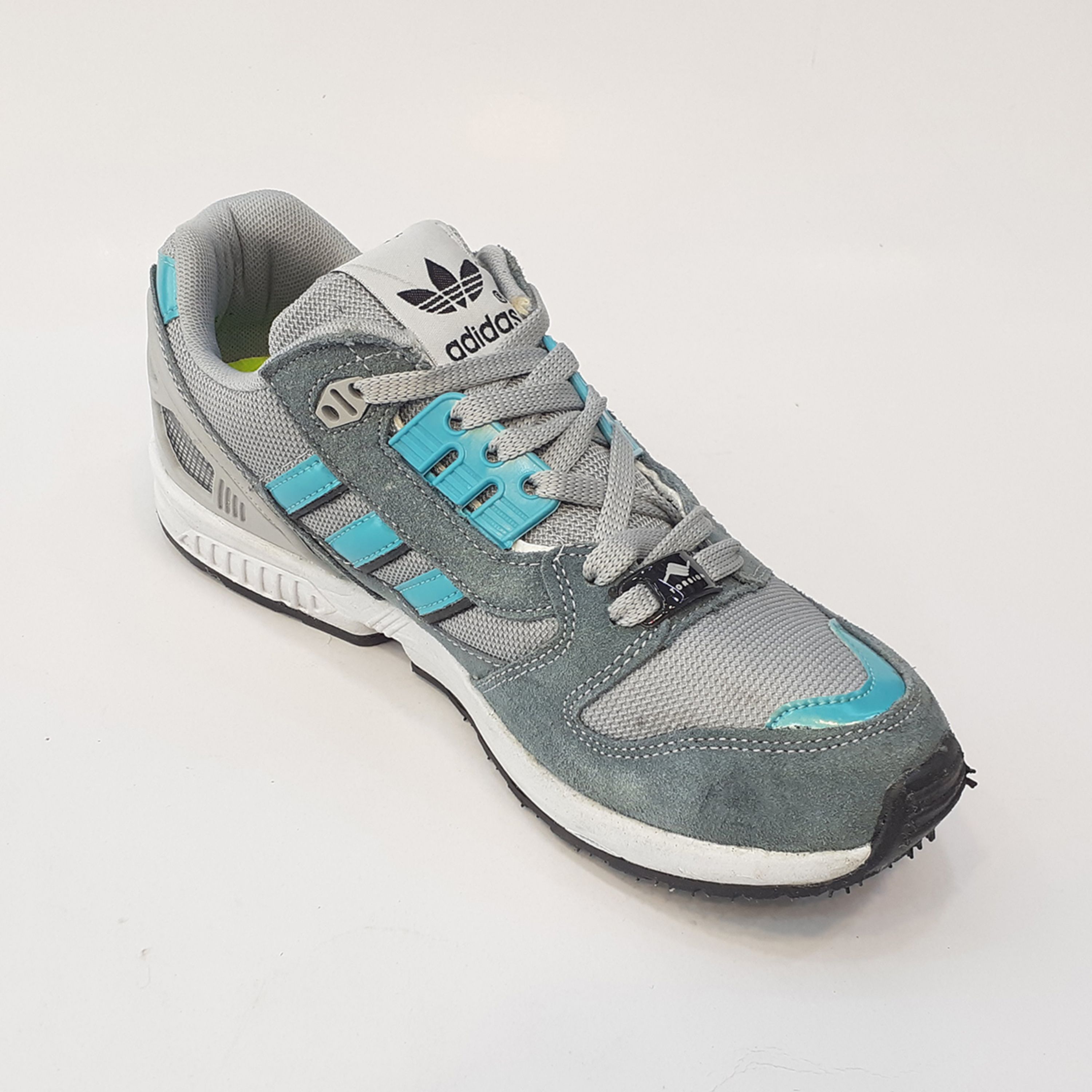 خرید و قیمت کفش راحتی زنانه آدیداس مدل زد ایکس ZX 8000 طوسی