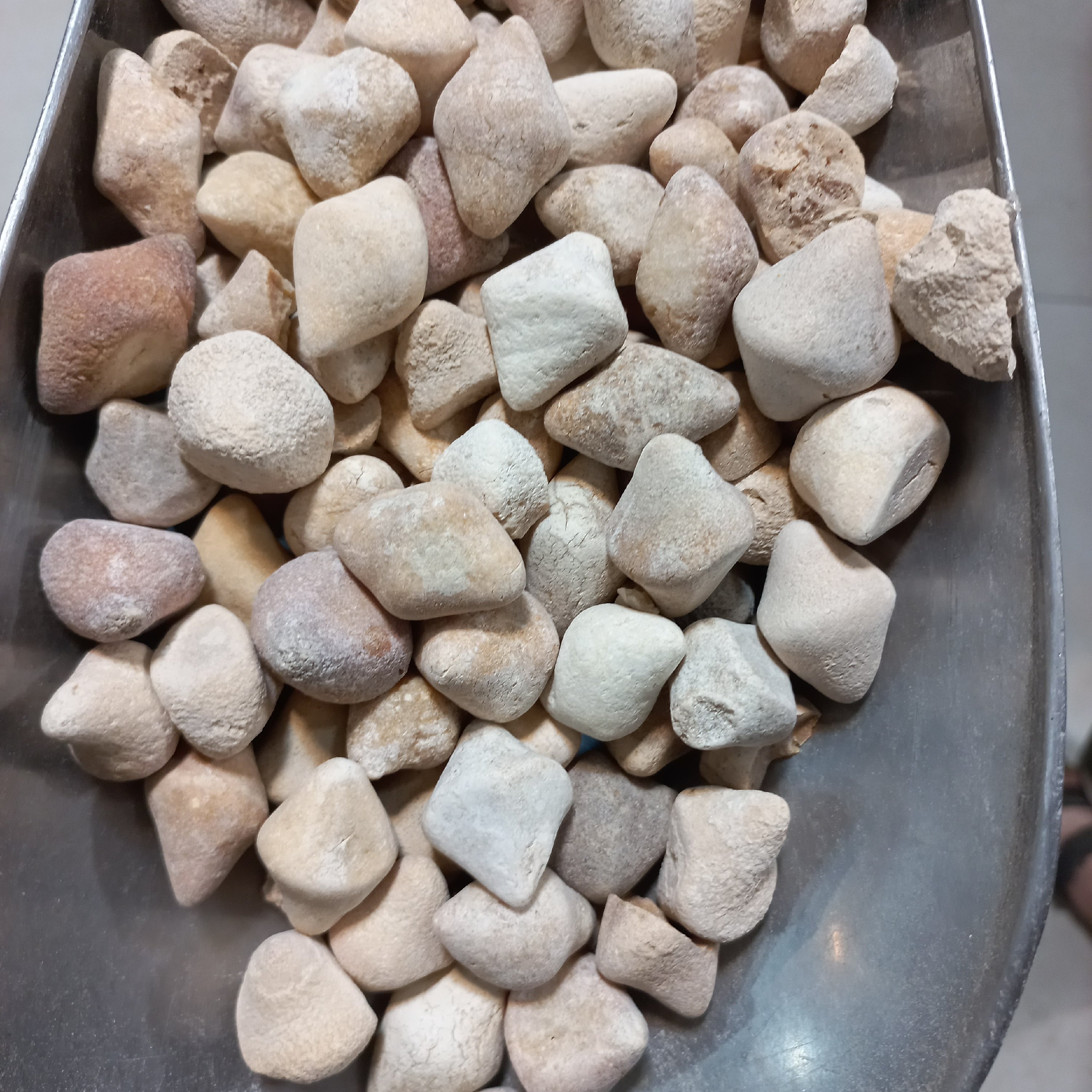 کشک گوسفندی محلی پرچرب(200گرمی)