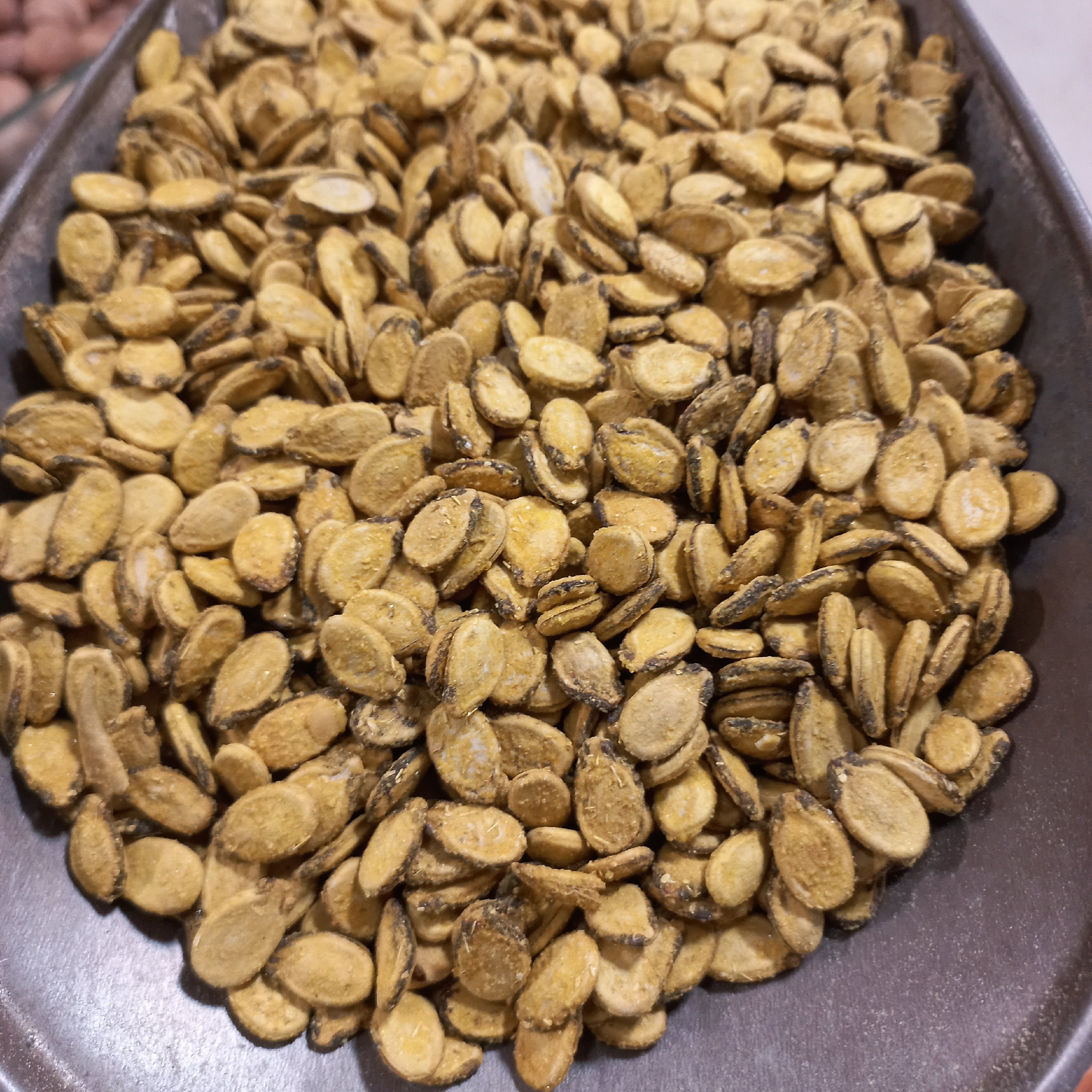 تخمه هندوانه گلپر اعلا(200گرمی)