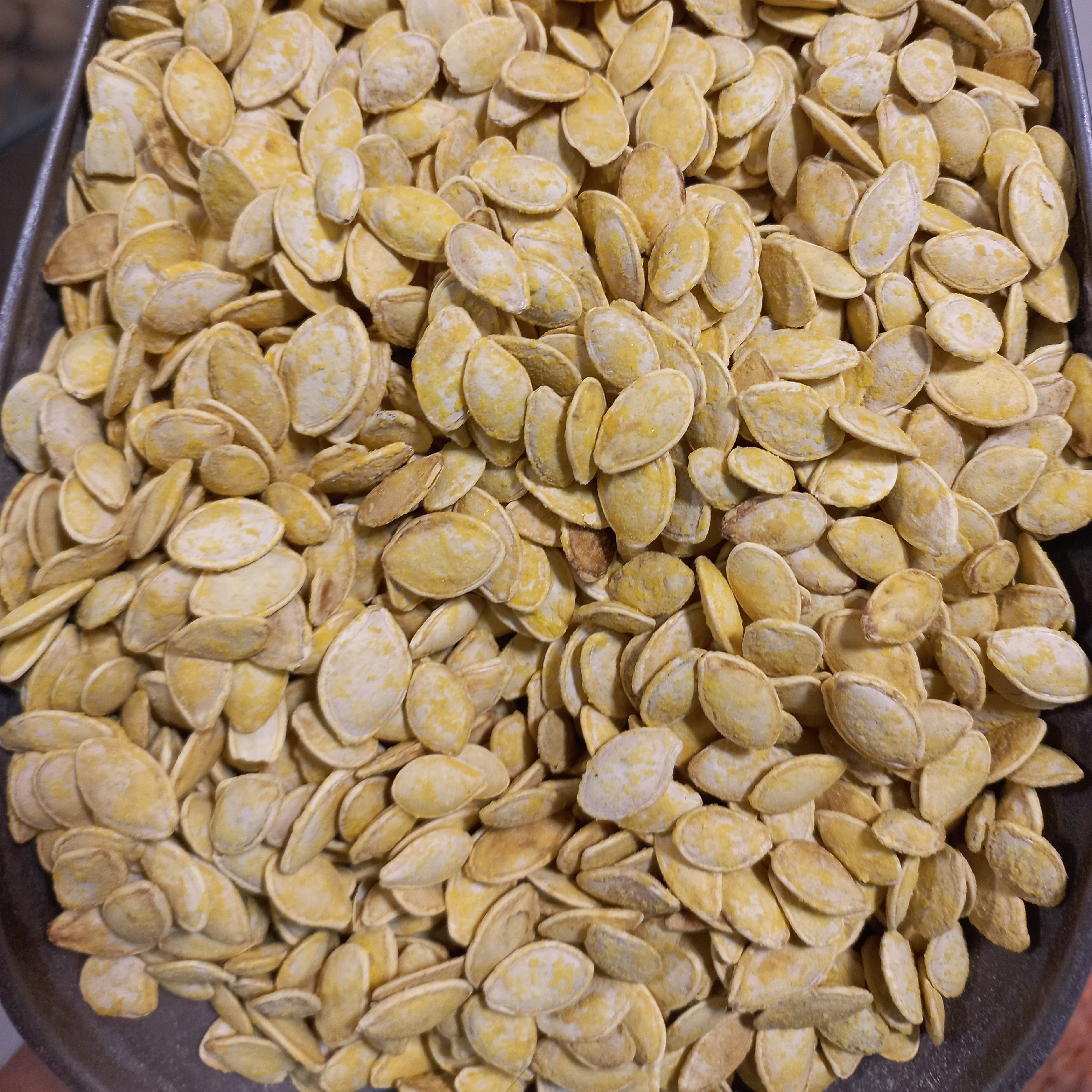 تخمه کدو گوشتی زرد(200گرمی)