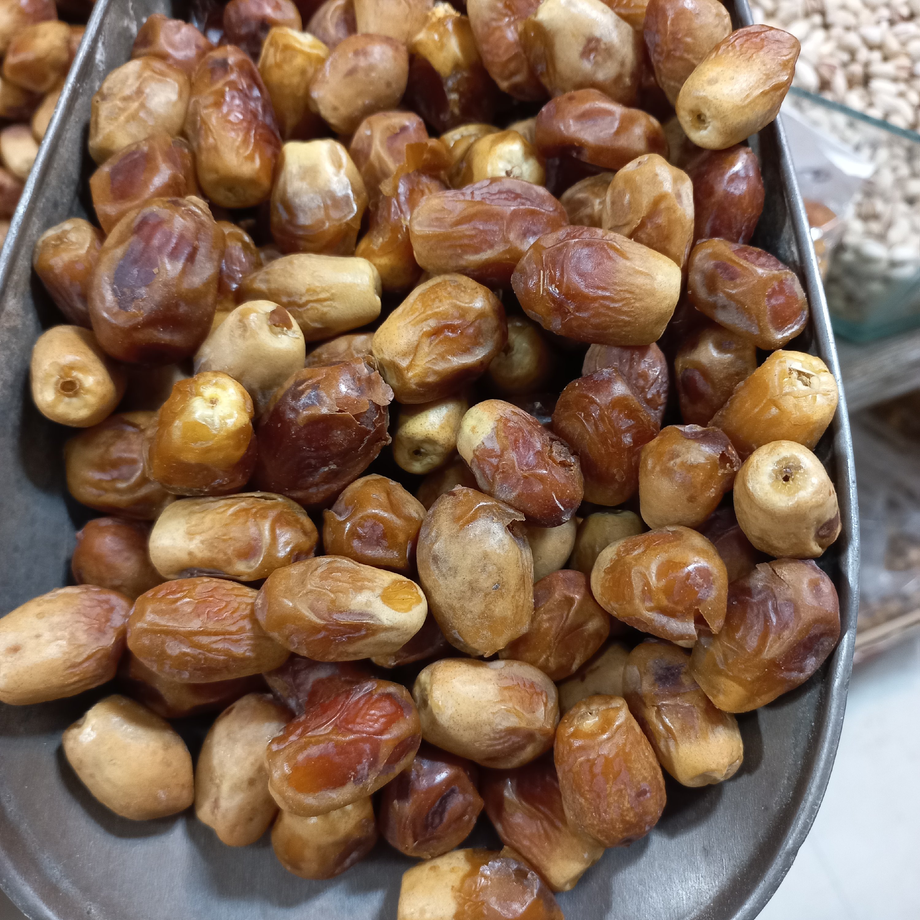 خرما زاهدی امسالی درجه یک (500گرمی)