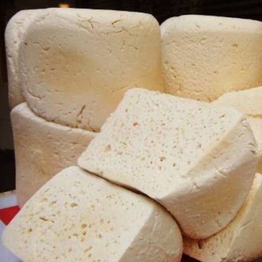 پنیر سیاهمزگی ( سیاه مزگی - سیامزگی )  دو کیلویی درجه یک ، تازه و طبیعی با طعم عالی