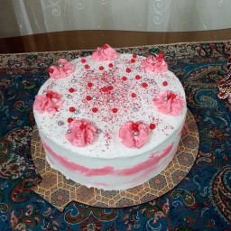 کیک خونگی مریم بانو
کیک خامه ایه صورتی