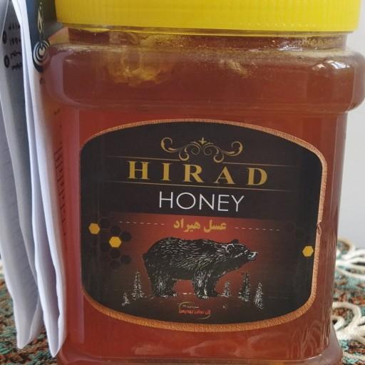 عسل چهل گیاه هیراد رنگ تیره وزن 1000 گرم عسل فریدونشهر