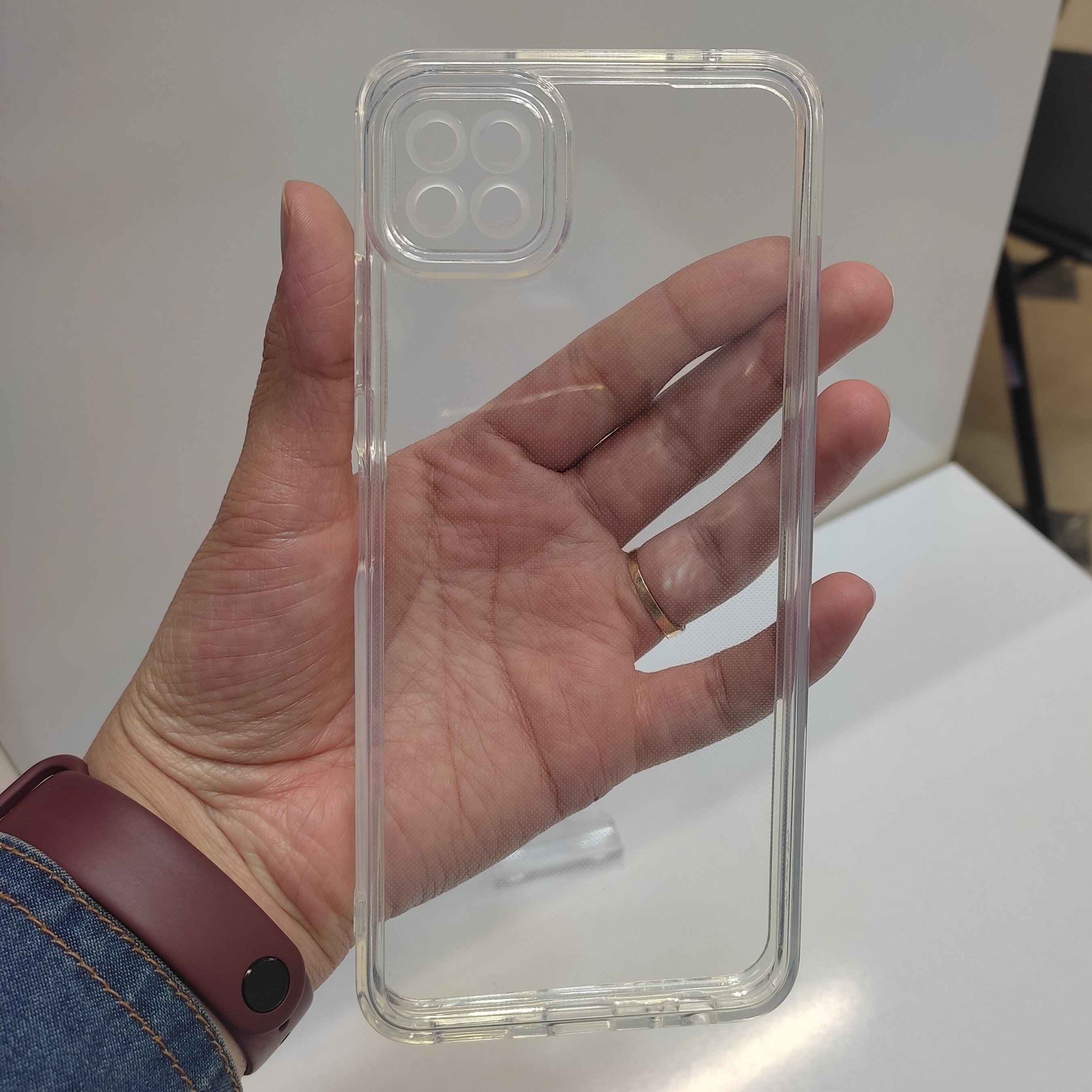 کاور گوشی  سامسونگa22 5G جنس پلاستیک نرم دارای محافظ لنز دوربین 