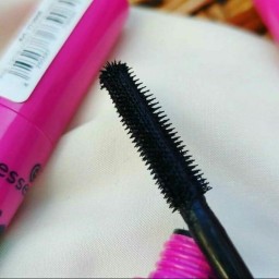 ریمل اسنس صورتی