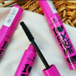 ریمل اسنس صورتی