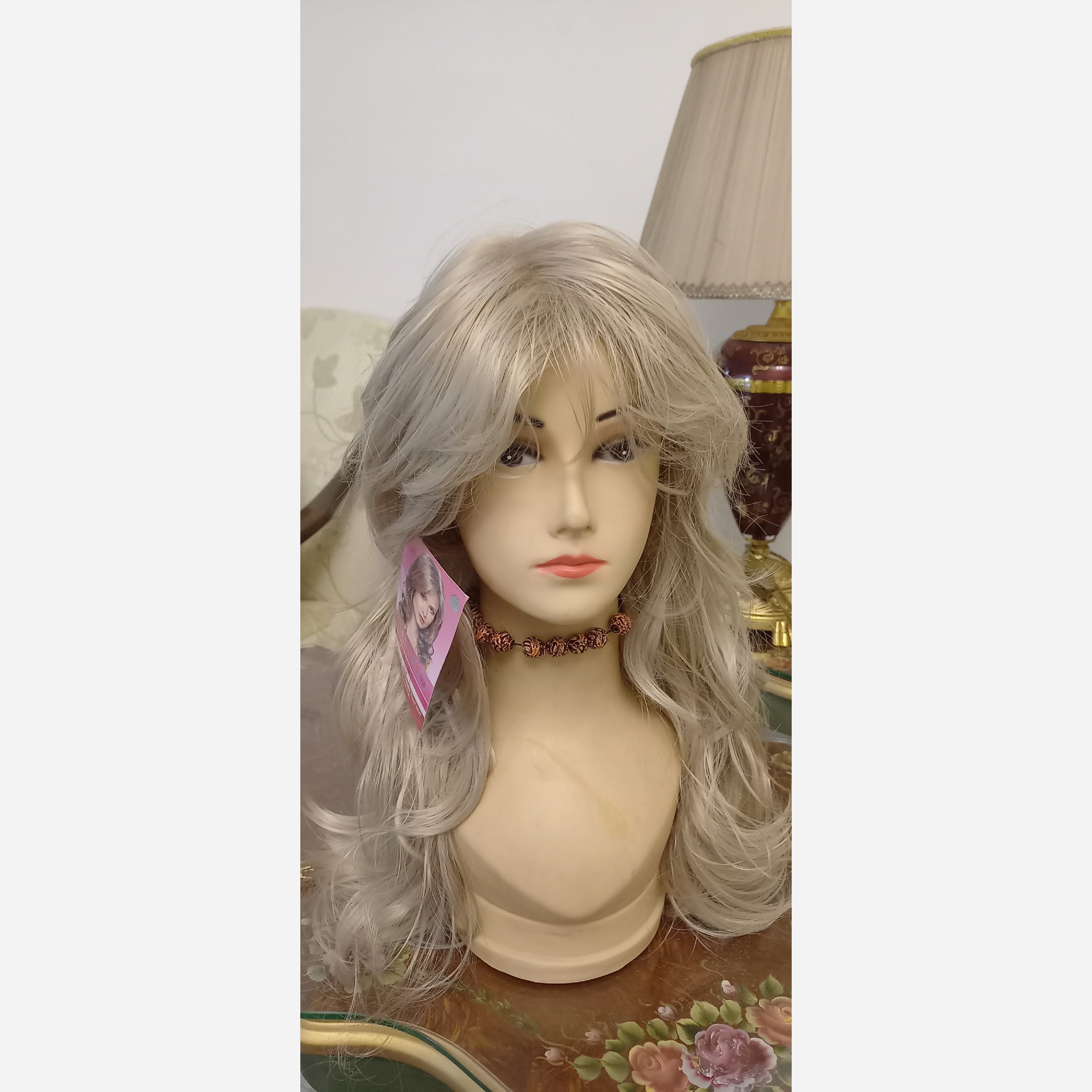 کلاه گیس پوستیژ رنگ پلاتینی تیپ اروپایی